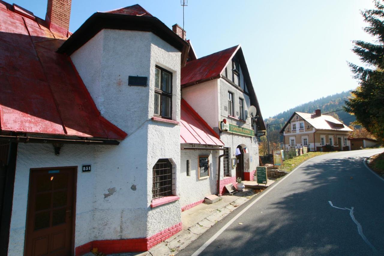 Penzion Paseky U Zapadlych Vlastencu Exterior photo